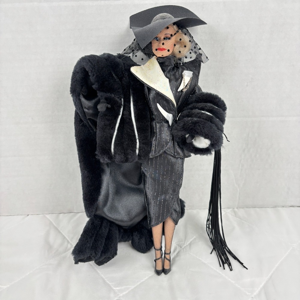 101 Dalmatians Cruella De Vil (Glenn Close) Power in Pinstripes Barbie Doll